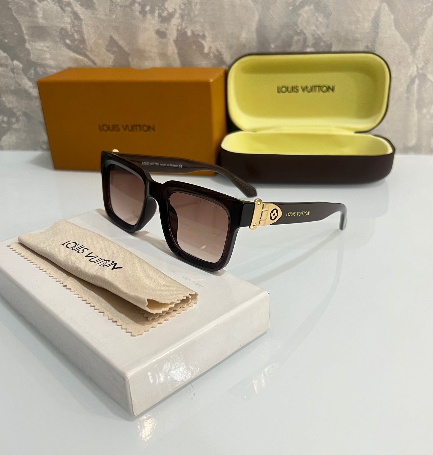 Louis Vuitton Brown Limited Edition Luxury Shade With Original Packing