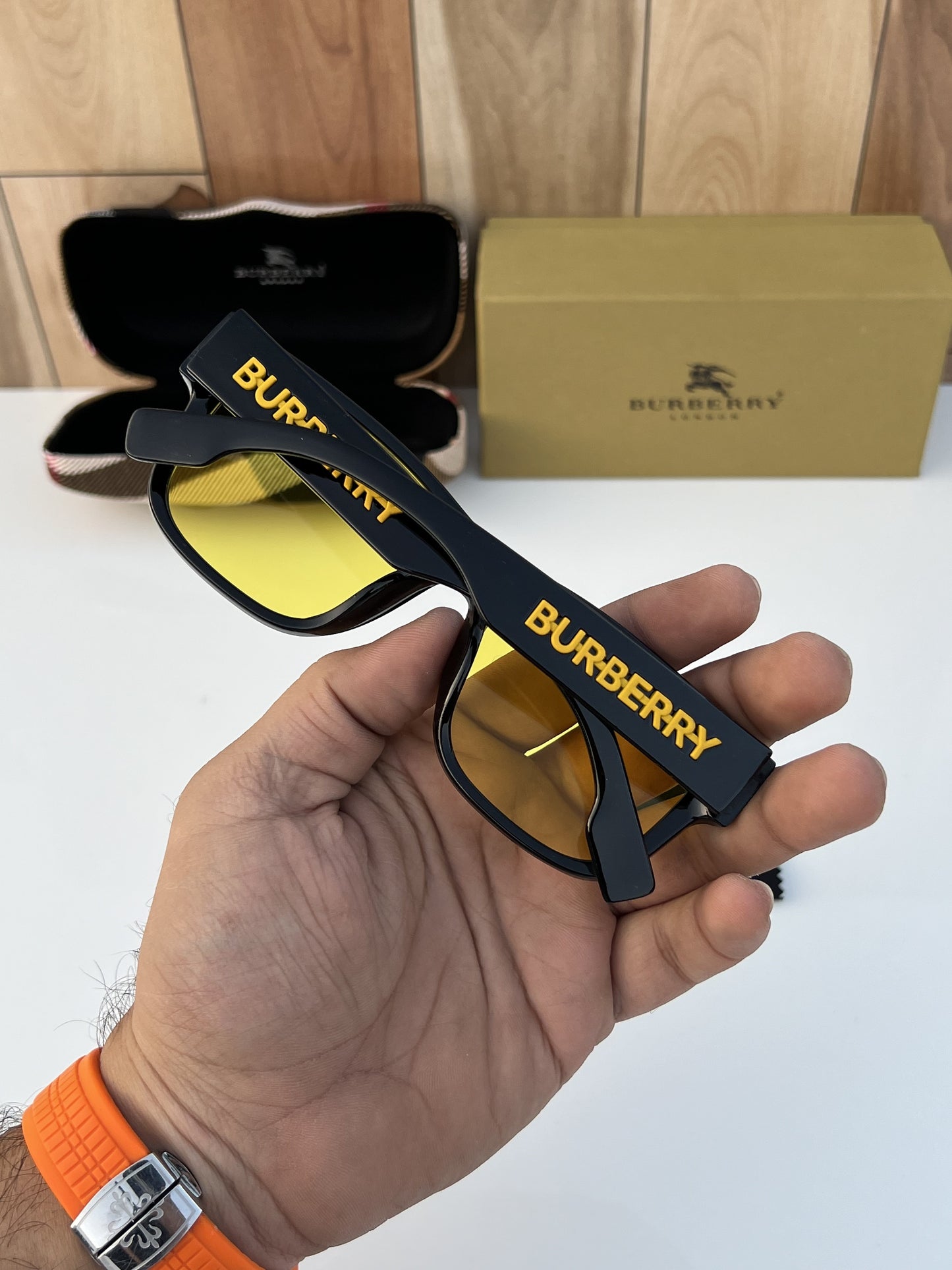 Burberry Black Yellow Luxury Shade With Original Packing