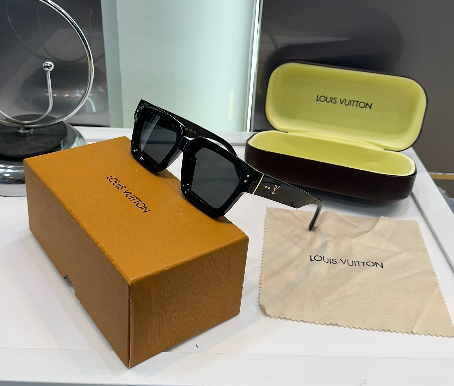 Louis Vuitton All Black Limited Edition Luxury Shade With Original Packing