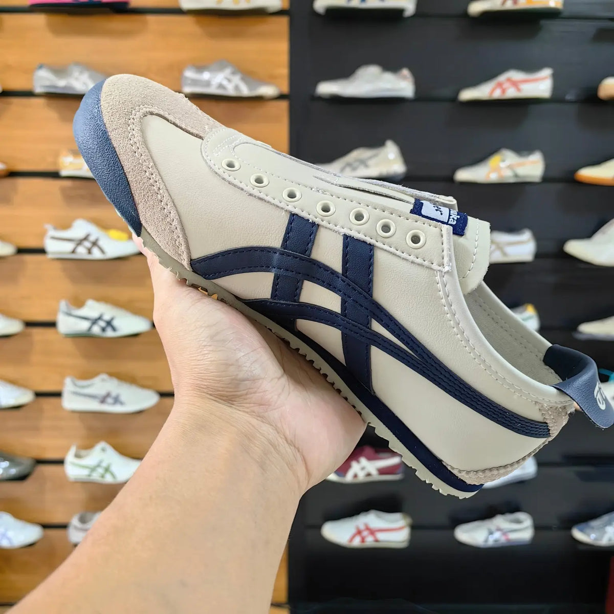 Onitsuka Tiger Mexico 66 Slip On Leather Beige Dark Blue For Mens D-1927