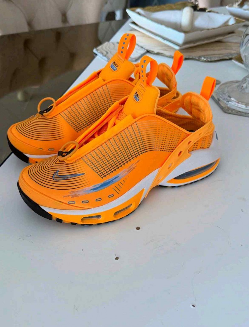 Nike AirMax Craze Laser Orange 323