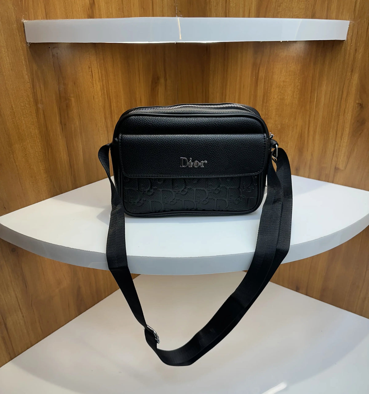 Dio r Premium Imported Cross Body Bag d109