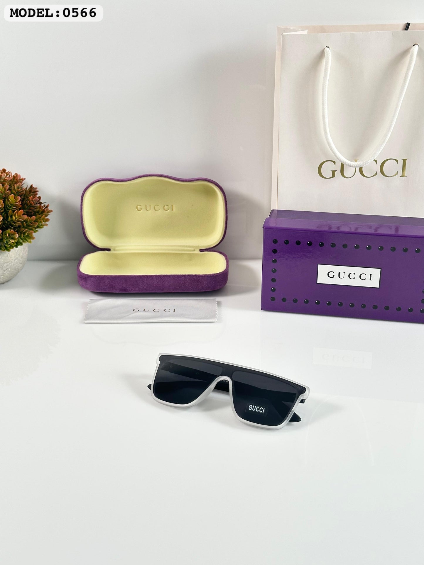 Gucci Black Dual Luxury Shade With Original Packing