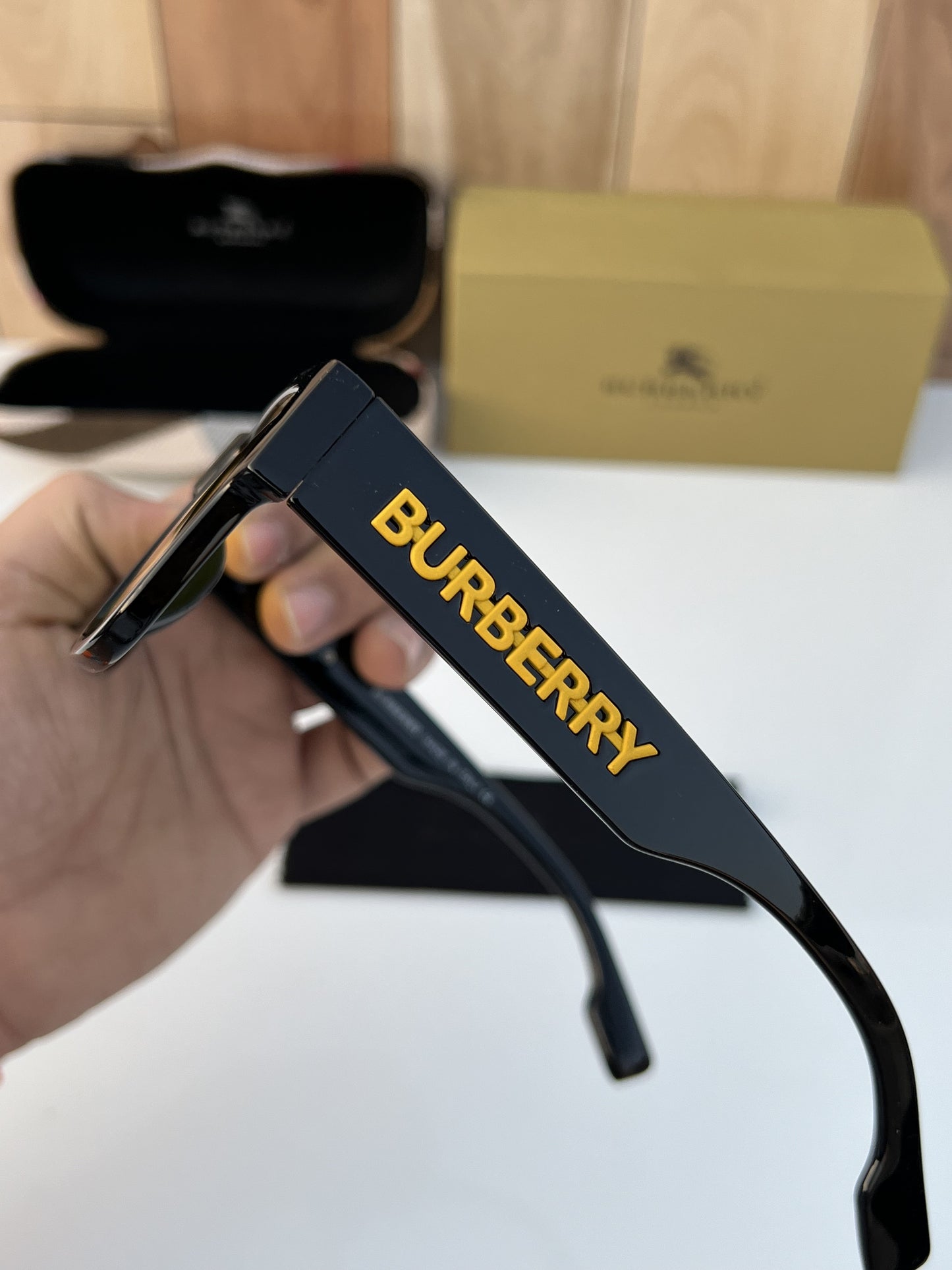 Burberry Black Yellow Luxury Shade With Original Packing