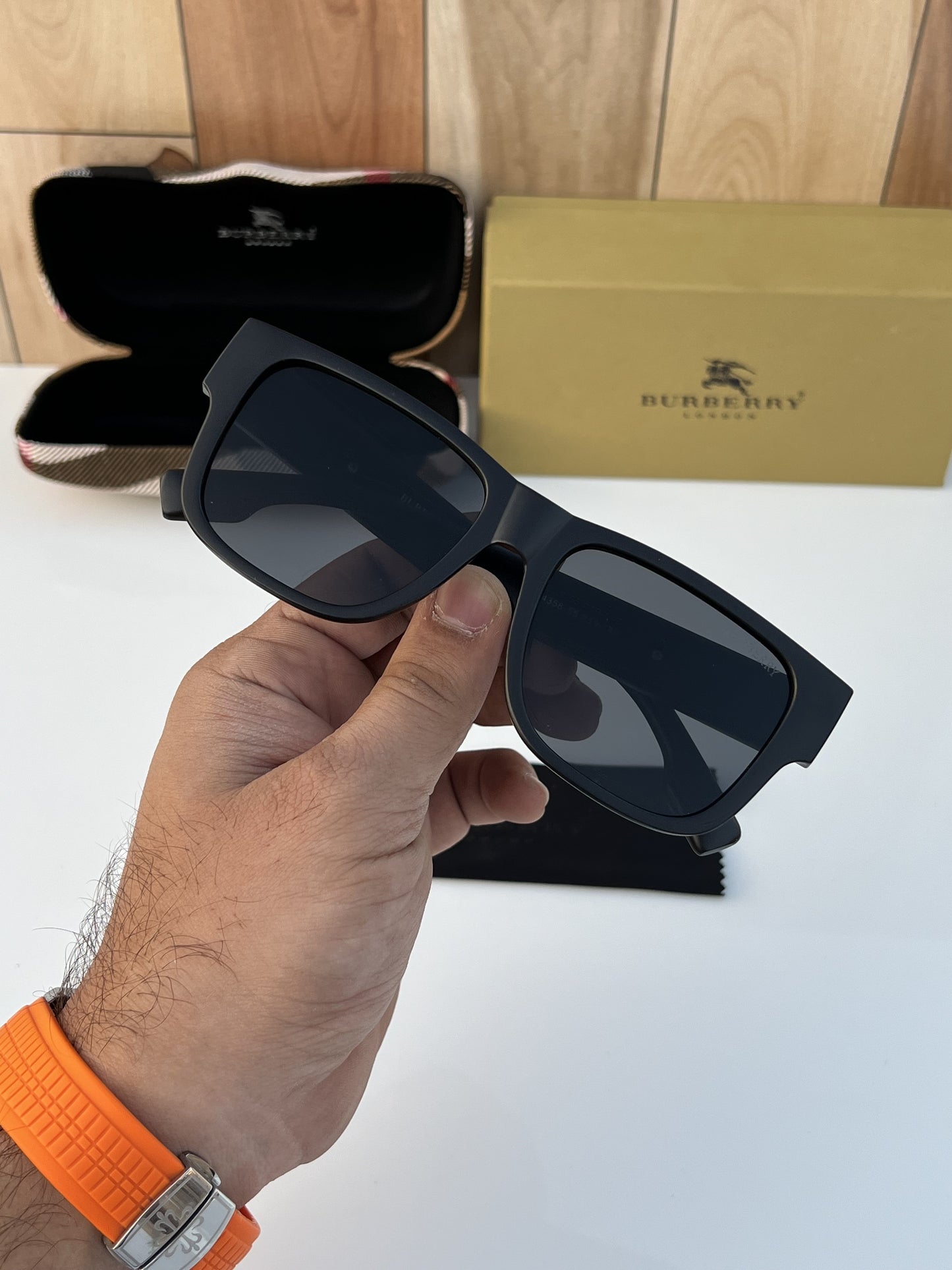 Burberry Black Classic Luxury Shade With Original Packing