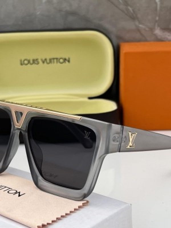 Louis Vuitton Ice Grey Luxury Shade With Original Packing1502
