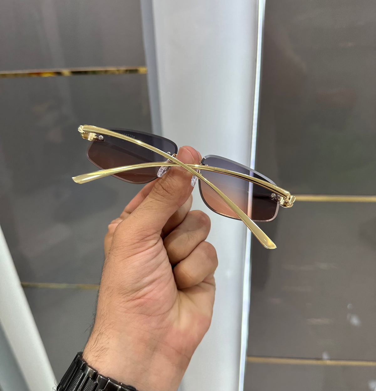 Bottega Veneta Luxury Shade With Original Box Packing