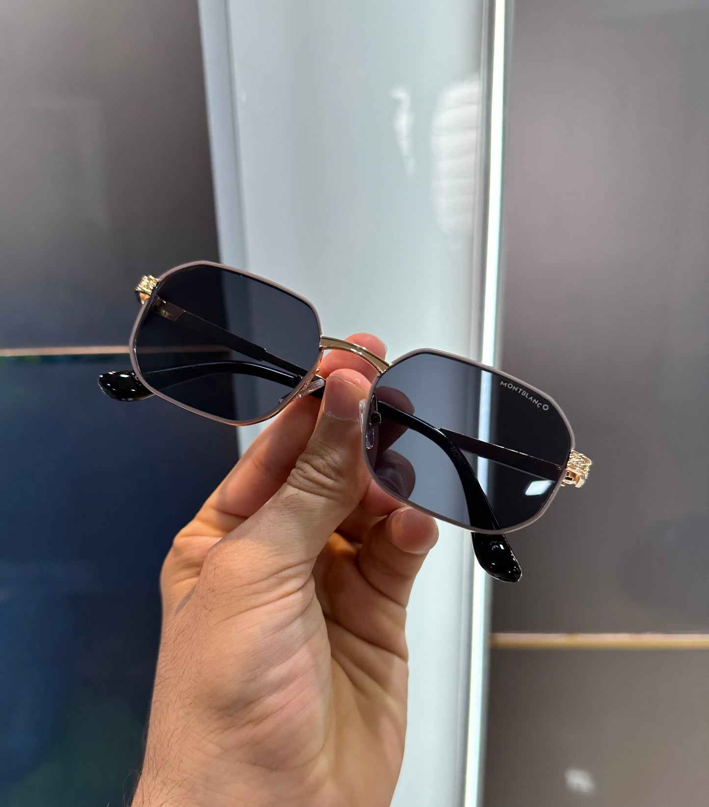 Mont Blanc Black Luxury Shade With Original Box Packing