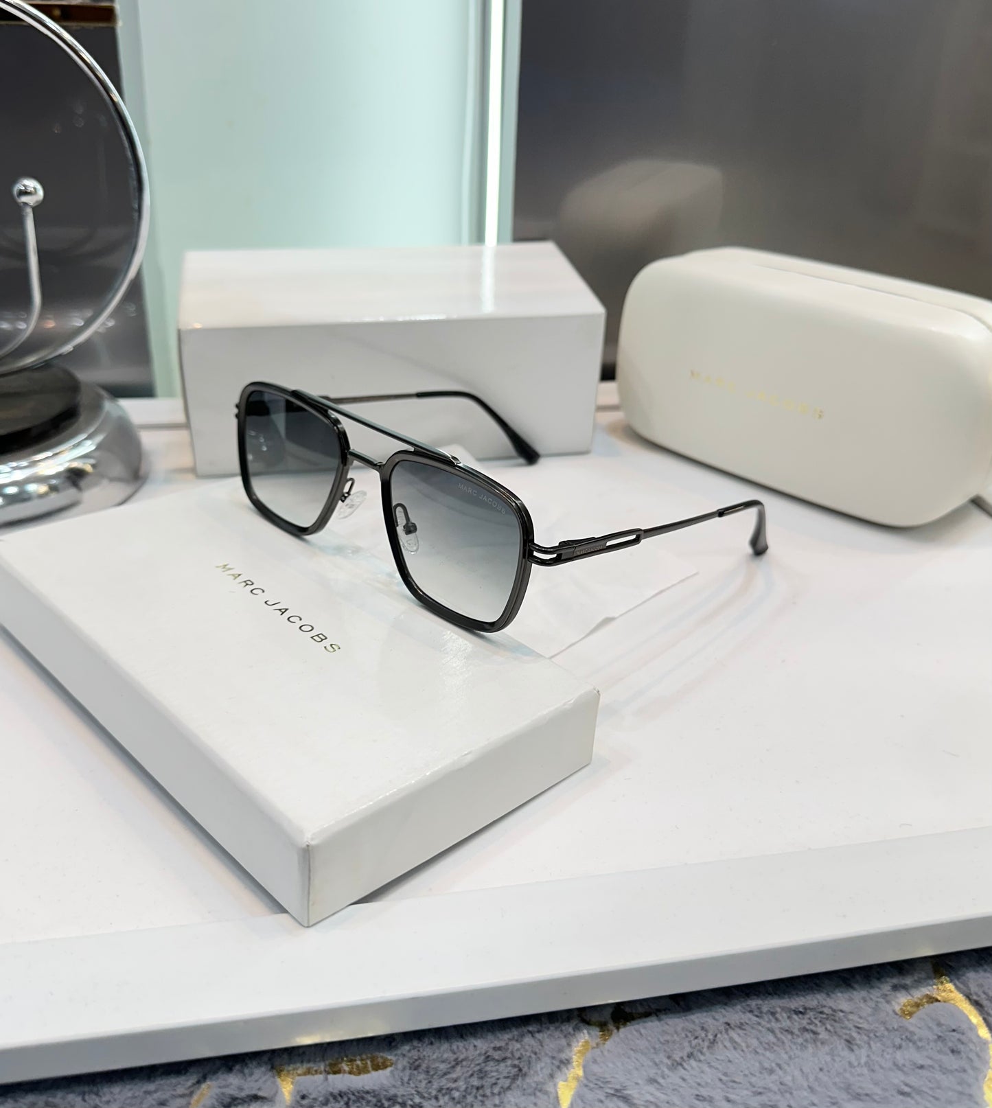Marc Jacob Silver Black Green Luxury Shade With Original Packing