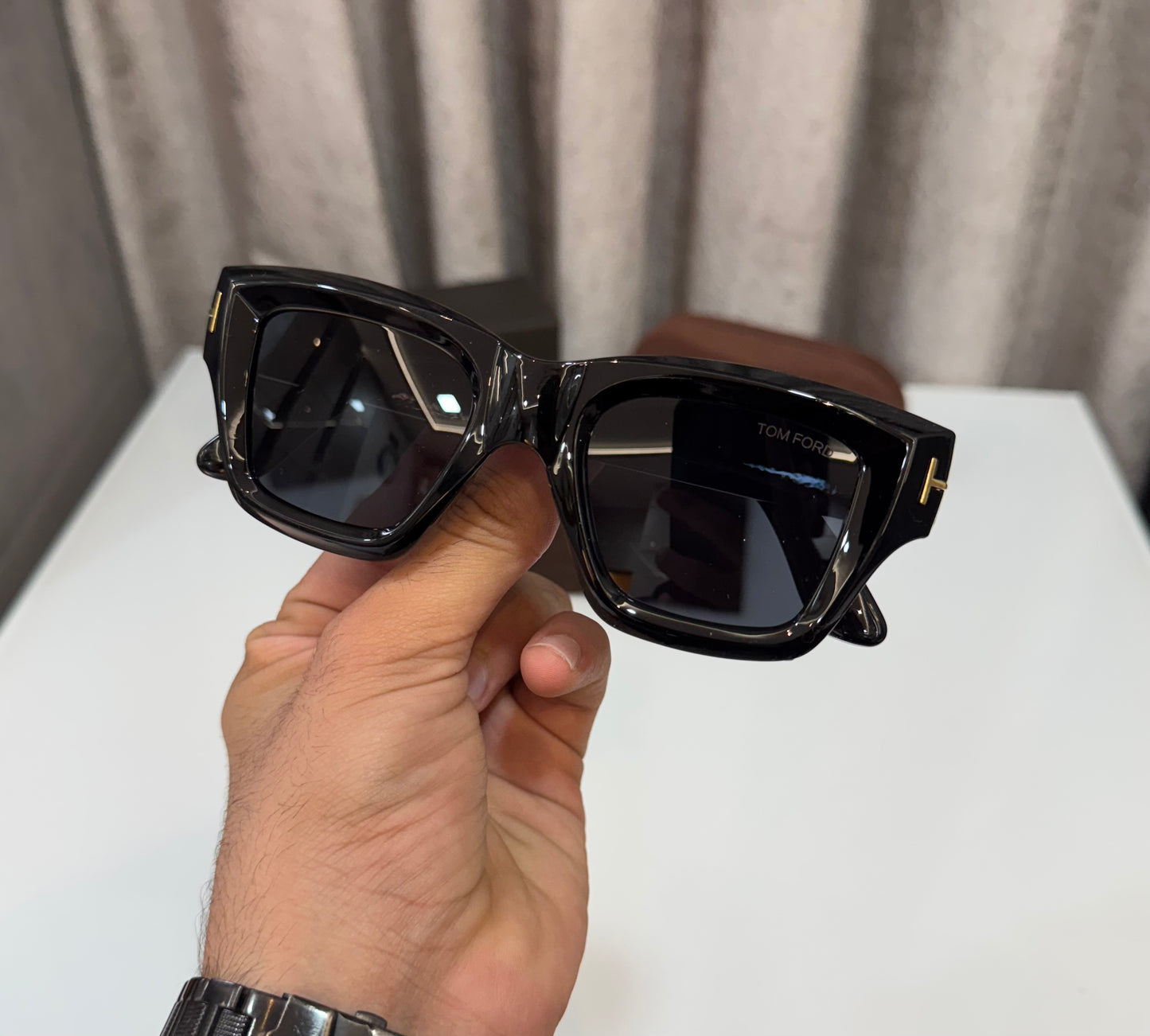 Tomford Full Black Luxury Shade With Original Packing