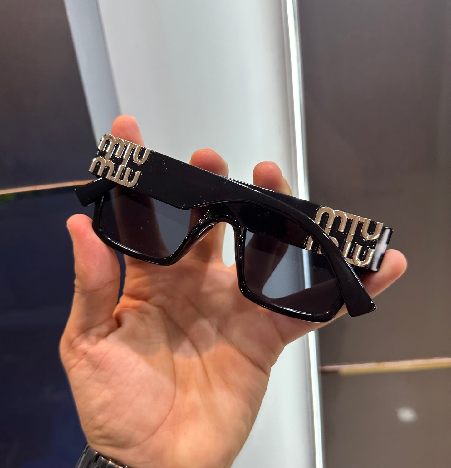 Miu Miu Black Big Luxury Shade With Original Box Packing