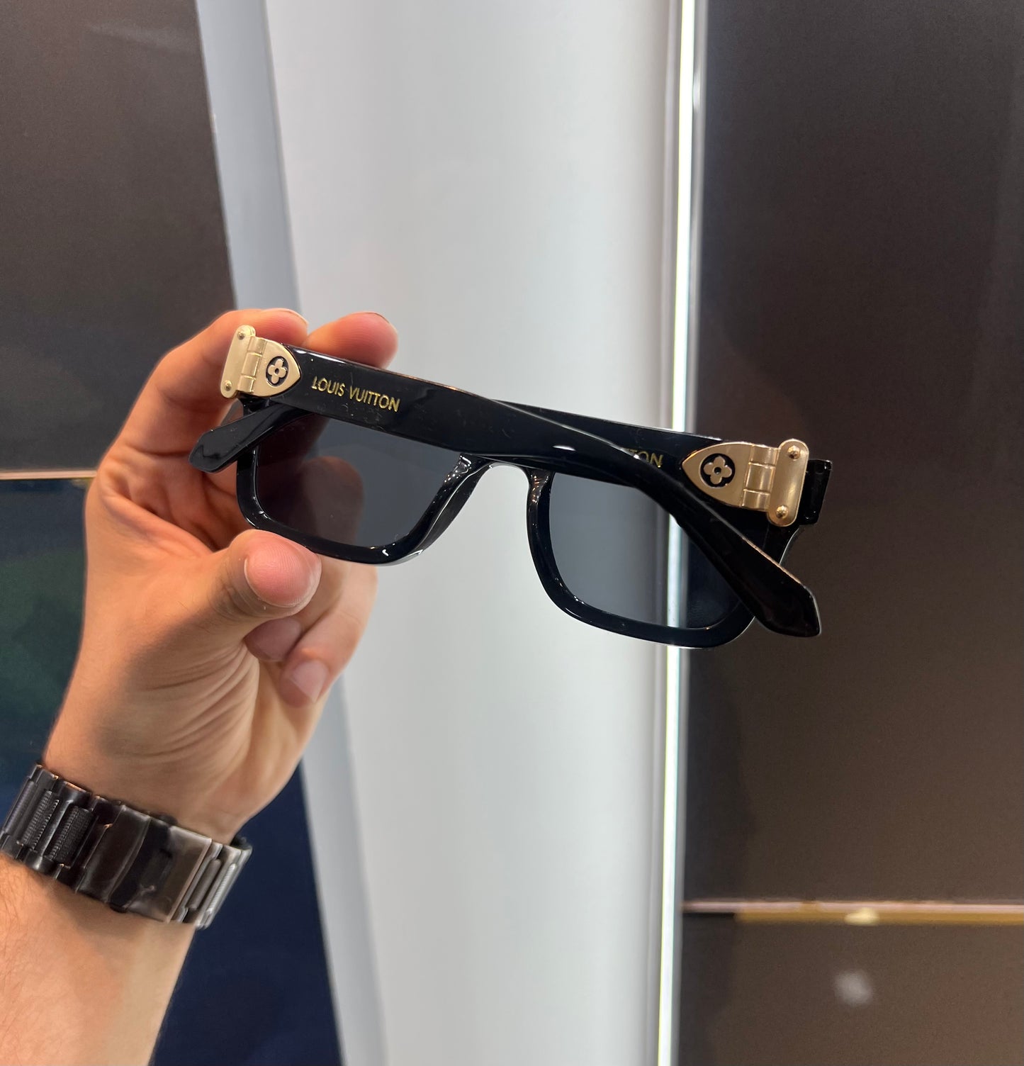 Louis Vuitton Black Limited Edition Luxury Shade With Original Packing