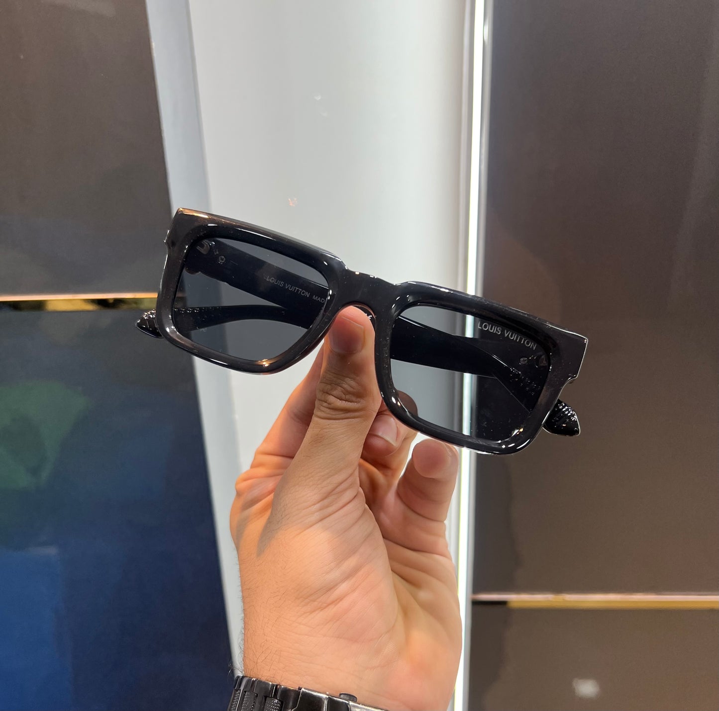 Louis Vuitton Black Limited Edition Luxury Shade With Original Packing