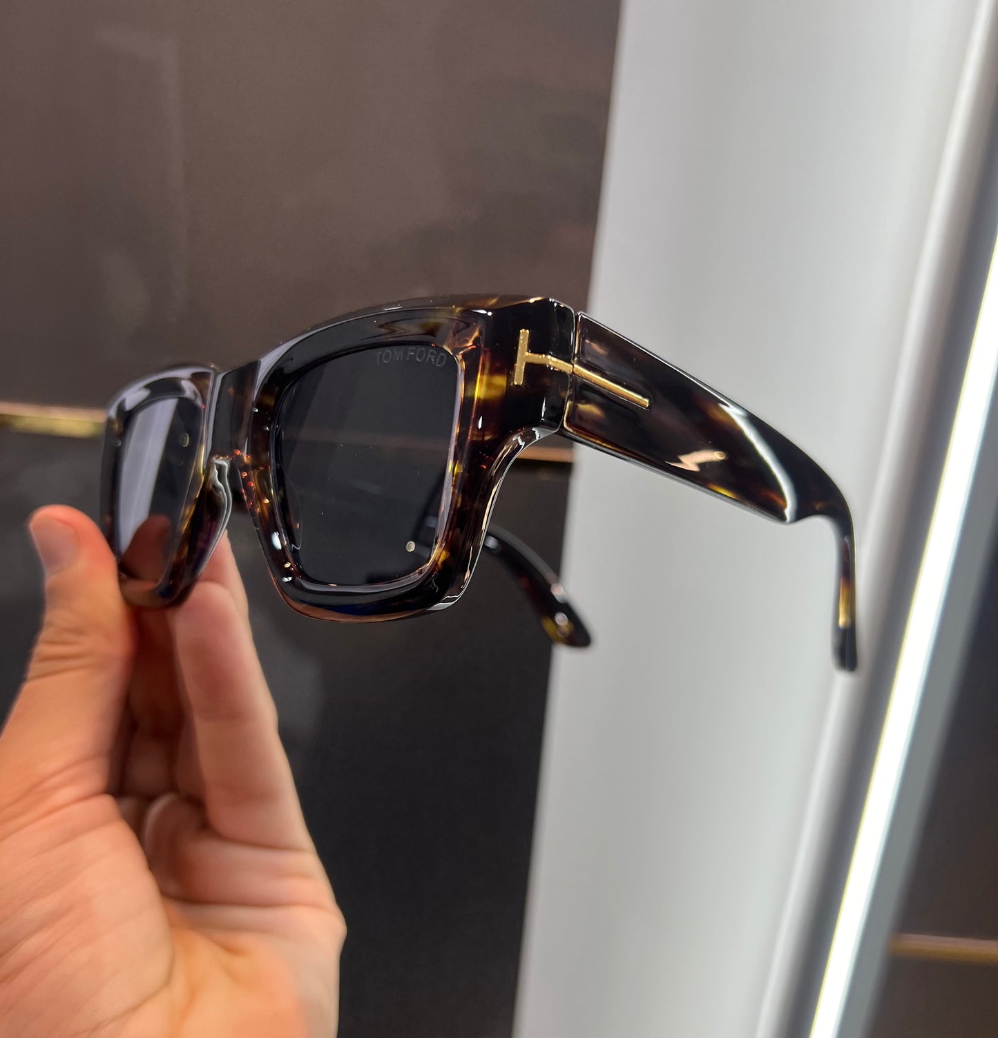 Tomford Tiger Luxury Shade With Original Packing