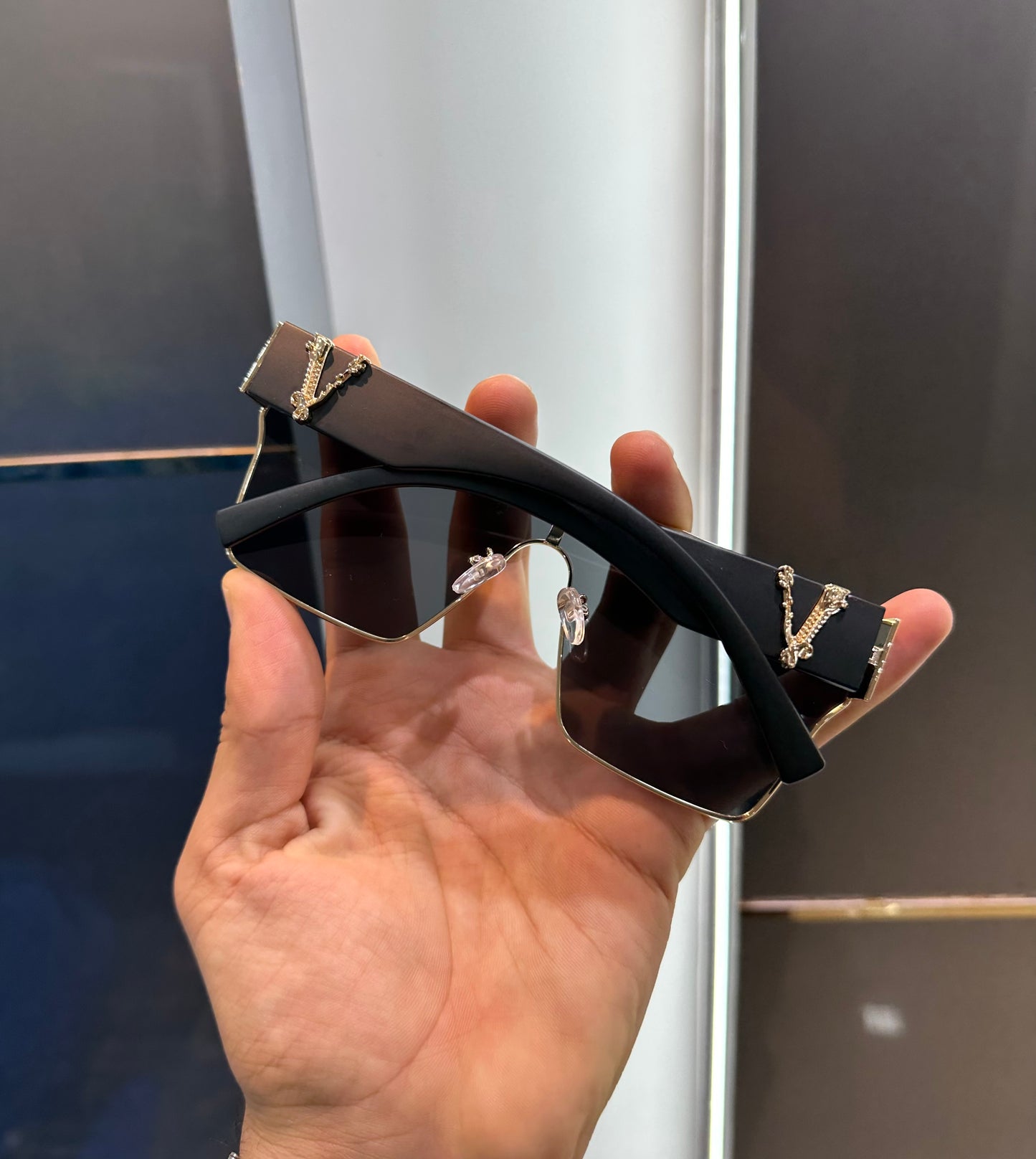 Versace Couture Luxury Shade With Original Box Packing