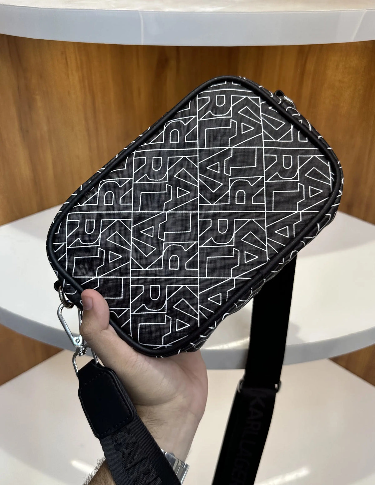 Karl Lagerfel d Monogram Luxury Sling Bag k298