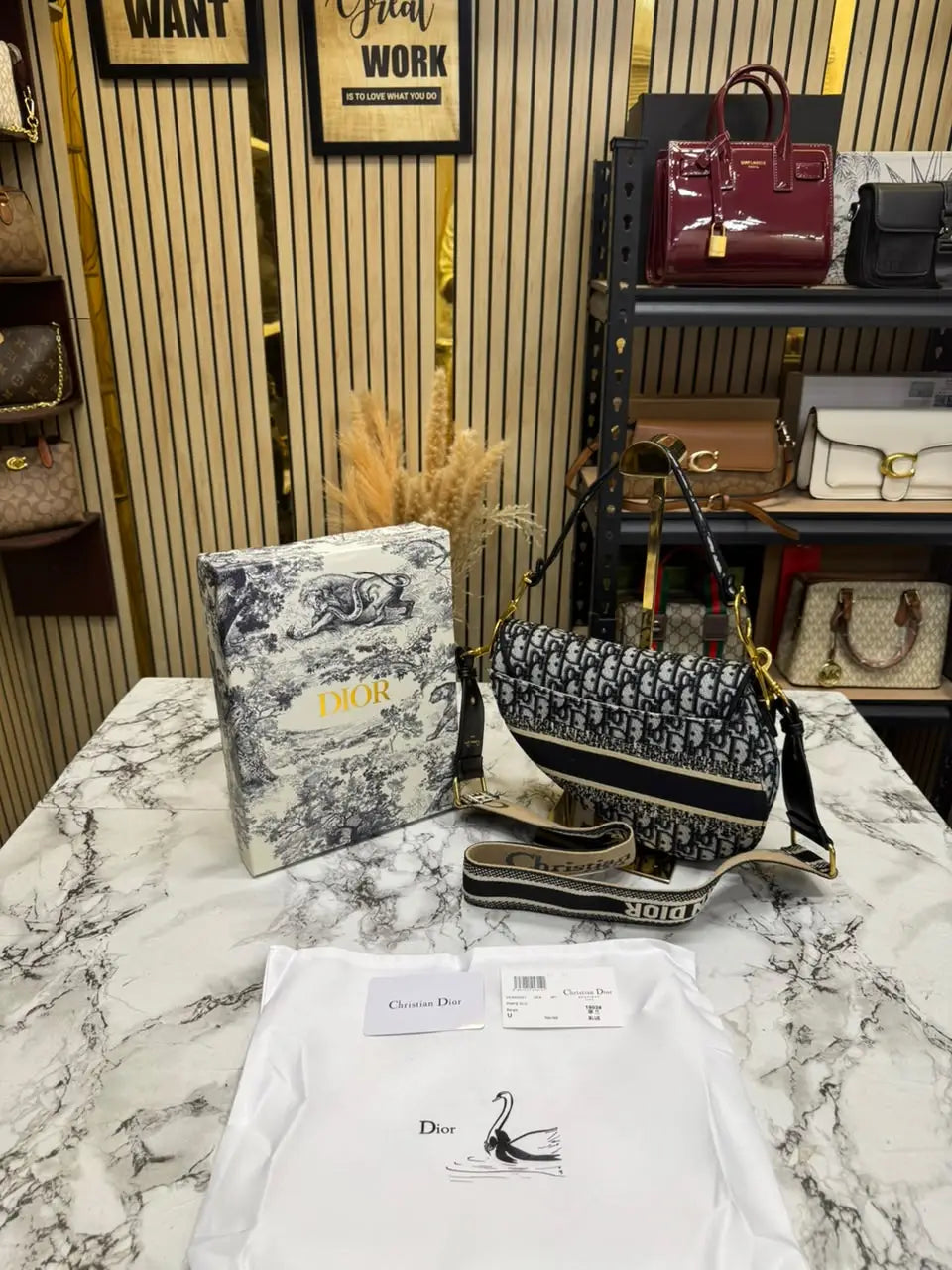 CHRISTIAN DIOR SADDLE WITH OG BOX AND DUST BAG PREMIUM QUALITY BLACK WHITE 1802