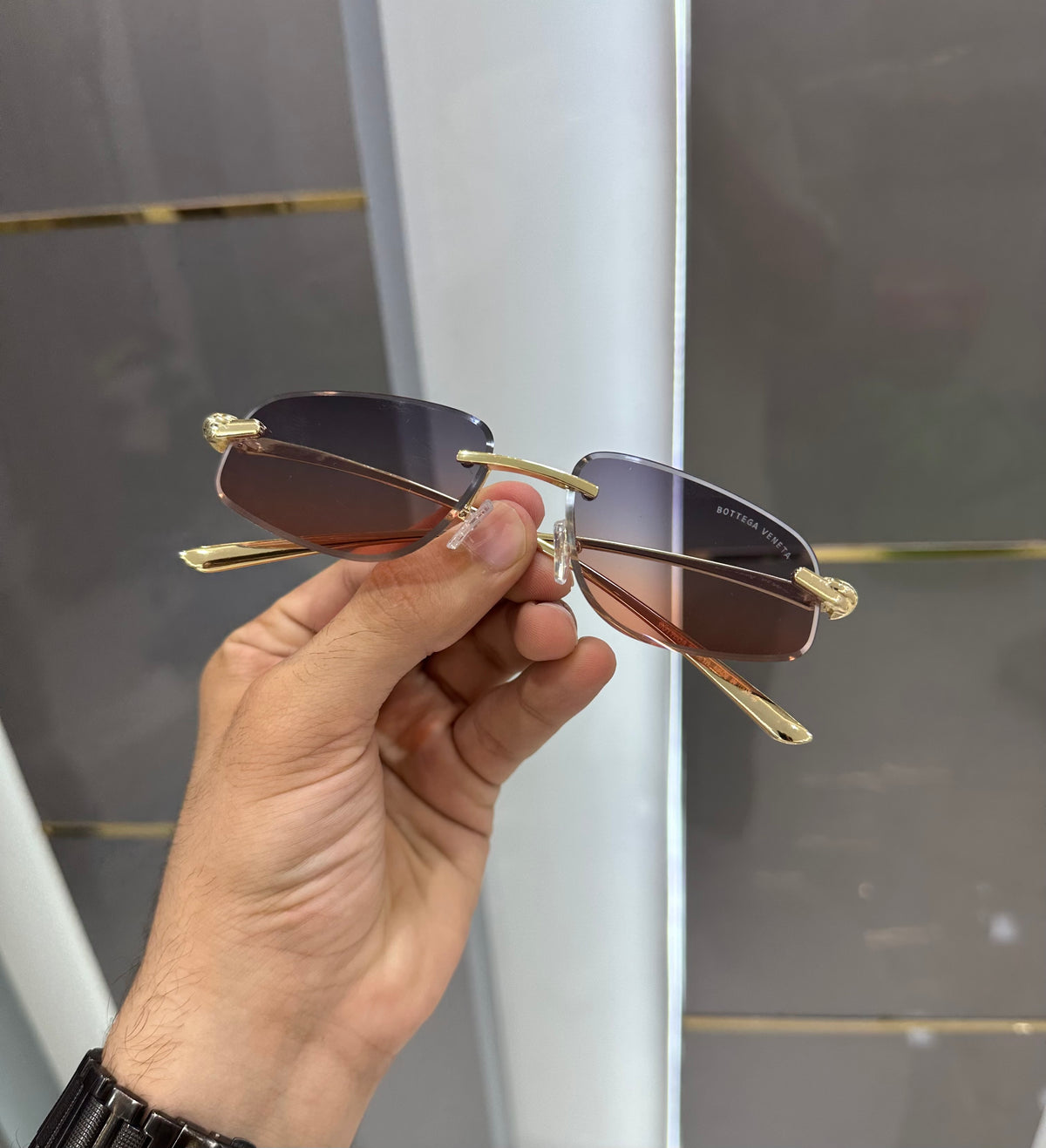 Bottega Veneta Luxury Shade With Original Box Packing