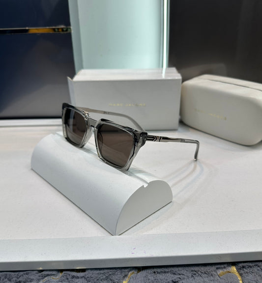 Marc Jacob Brown Limited Edition Luxury Shade With Original Packing