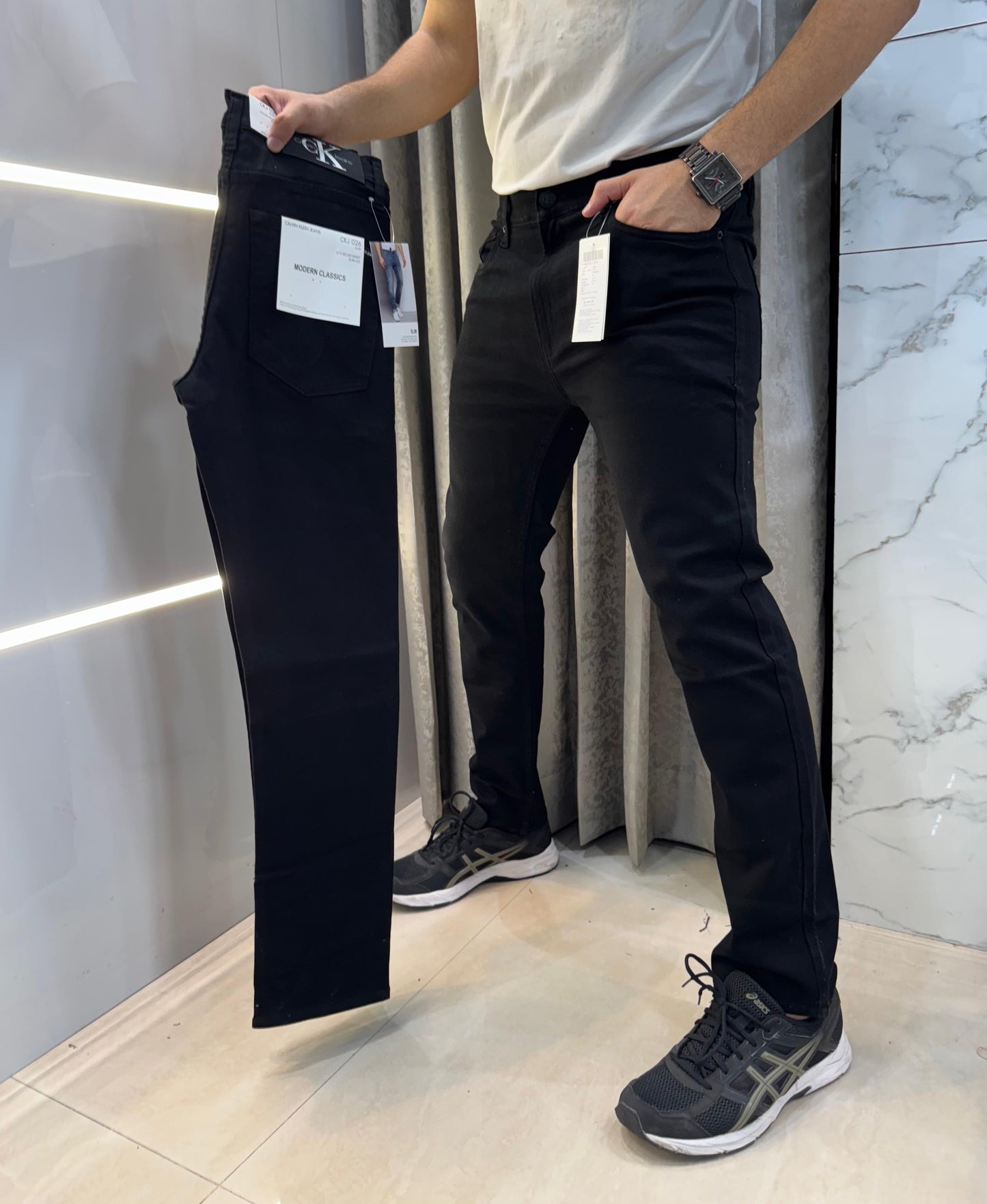 Calvin Klein Jet Black Premium Classic Hyperflex Denim