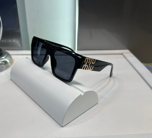Miu Miu Black Big Luxury Shade With Original Box Packing