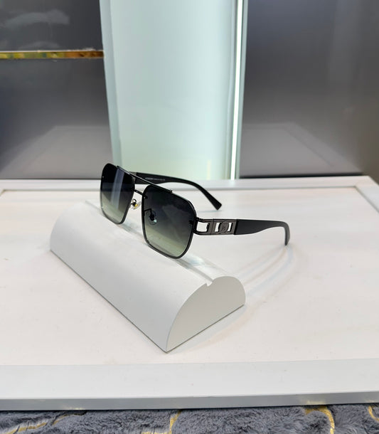 Burberry Gun Green Metal Luxury Shade With Original Packing