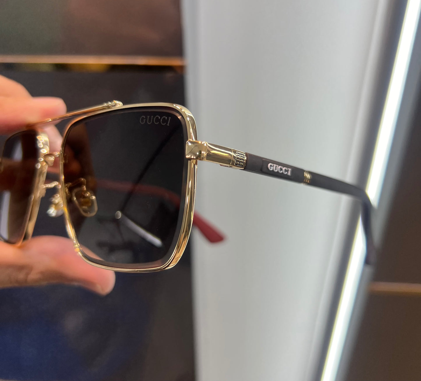 Gucci Brown Gold Metal Dual Luxury Shade With Original Packing