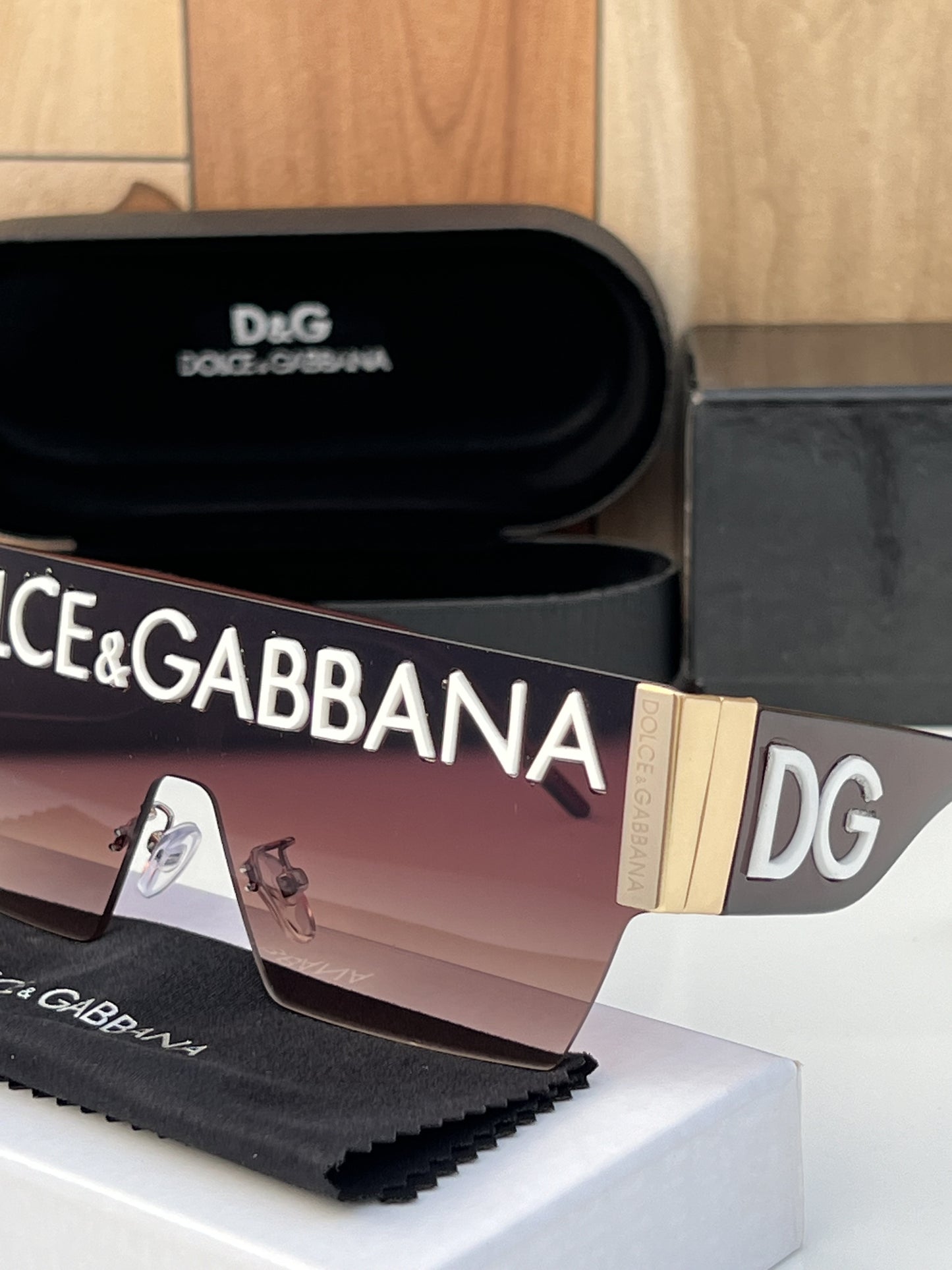 Dolce&Gabbana Brown Luxury Shade With Original Packing