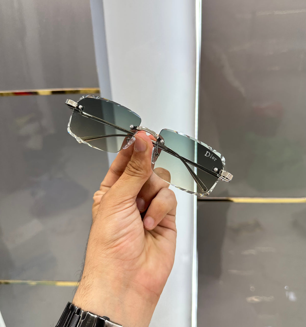 Christian Dior Dual Luxury Shade With Original Box Packing